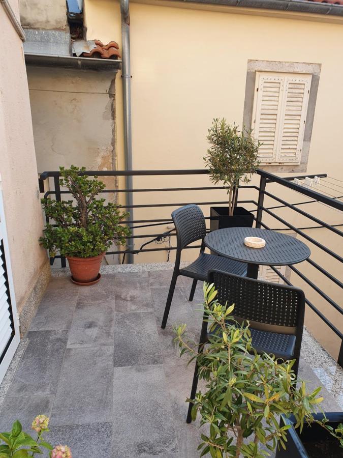 Apartment And Room Marija คิร์ก ภายนอก รูปภาพ