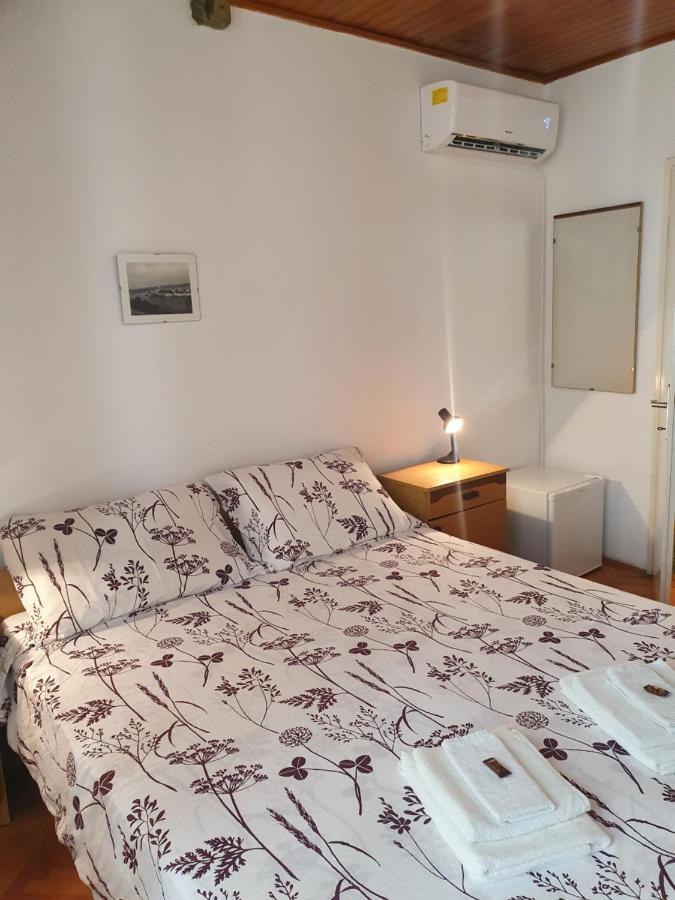 Apartment And Room Marija คิร์ก ภายนอก รูปภาพ